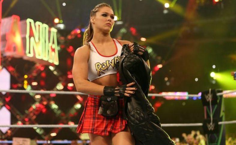 涨了！涨了！WWE巨星工资又涨了，罗曼500万美金一年，女星最低工资才8万...