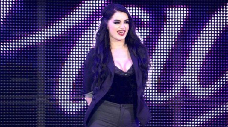 WWE明星Paige以全新的面貌震撼粉丝