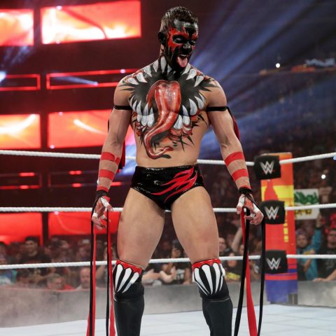 基斯·李放弃NXT北美冠军头衔！恶魔王子芬·巴洛尔能否证明自己？
