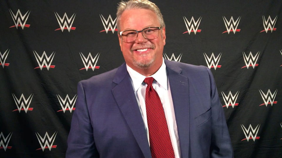 WWE原SmackDown执行总裁老毕饭碗被抢