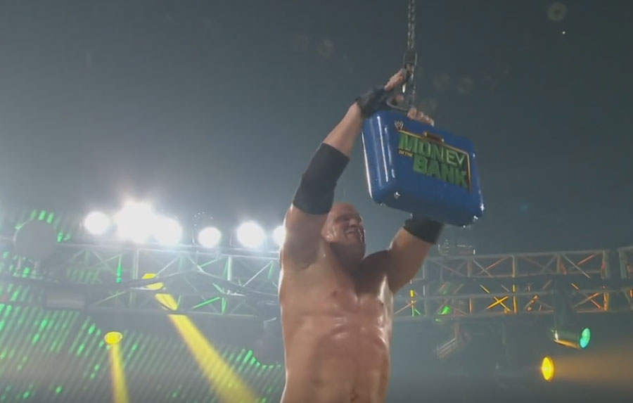 从罗曼雷恩斯被袭击，到WWE史上精彩的暗袭事件