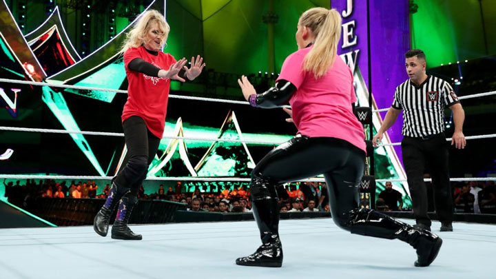 WWE皇冠宝珠女摔比赛，老麦立头功终于有他的好消息了！