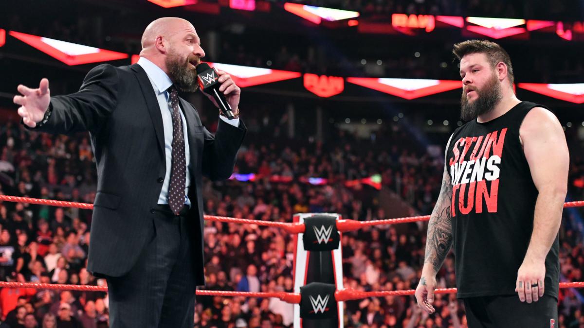 Triple H想让凯文欧文斯Kevin Owens加入NXT导致斗殴照片 _ WWE