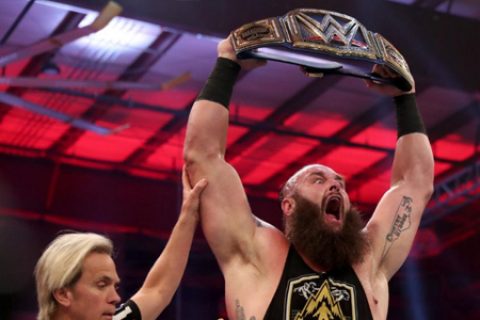 人间怪兽表示WWE中的大块头快绝种了，自己要继承“巨人”这个称号。