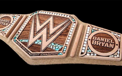 WWE将推出两款新冠军腰带，并重招一些被解雇选手!