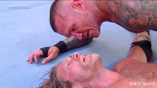 WWE《爆裂震撼2020》RKO导致艾吉受伤 透露艾吉受伤的细节