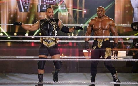 身高是硬伤~穆斯塔法·阿里刚刚回归就遭WWE主席文斯嫌弃！