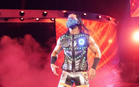 WWE黑客剧情被暂停的真正原因，黑客身份可能换人？