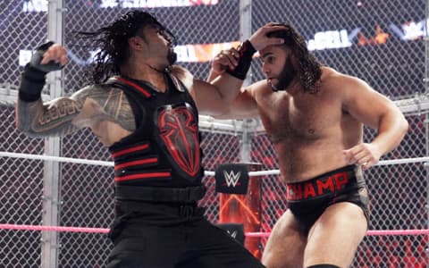 前WWE选手鲁瑟夫与大帝罗曼互晒肉照,并公布新感染病情!