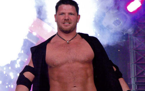 夏日狂潮大赛传奇大师AJ将对战鬼面战士杰夫，WWE洲际冠军头衔花落谁家？