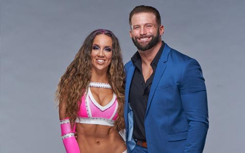 扎克·莱德妻子昨天SmackDown首秀受伤！