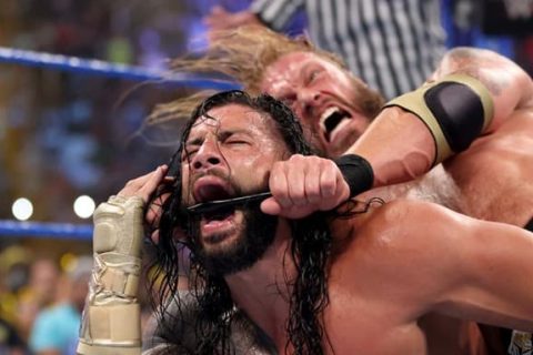WWE SmackDown第1143期：赛斯罗林斯在四重威胁赛中拿下胜利，罗曼雷恩斯被艾吉袭击