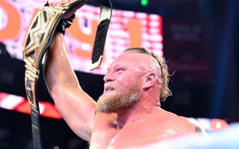 WWE迎新大赛2022：罗曼雷恩斯核酸检测为阳性，暂退WWE。布洛克莱斯纳加入WWE冠军挑战赛，五重威胁赛。