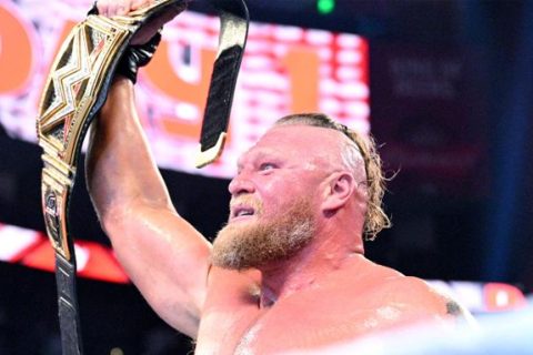 WWE迎新大赛2022：罗曼雷恩斯核酸检测为阳性，暂退WWE。布洛克莱斯纳加入WWE冠军挑战赛，五重威胁赛。
