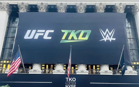WWE—UFC合并，见证新腰带诞生！顶级选手与文斯麦克曼一起出席了“TKO”成立仪式