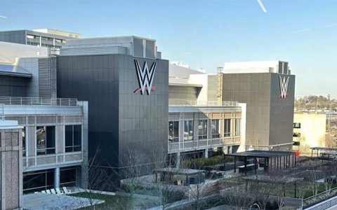 关于今天WWE公司裁员的最新消息-几位高级副总裁离职