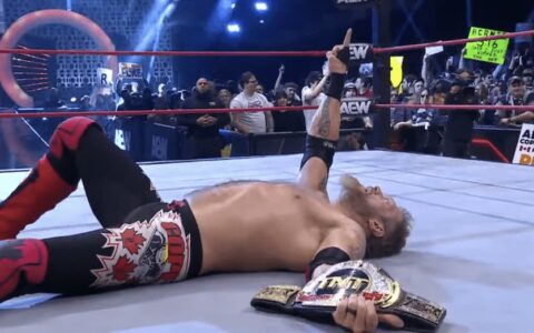 马特·卡多纳出人意料地回归，与前WWE盟友发生冲突！
